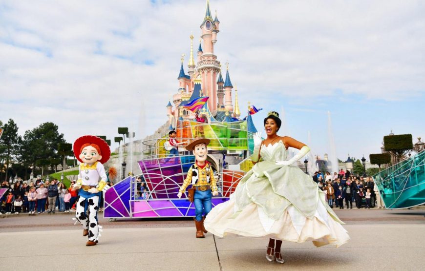 Paris Disneyland Tour